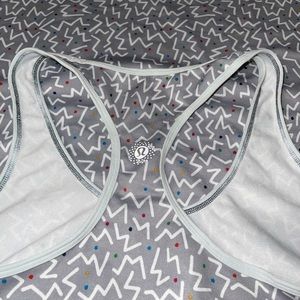 Lulu lemon tank, size 6
